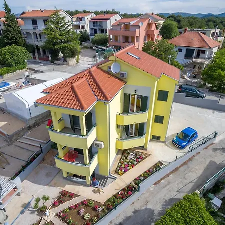 Appartement 150m From The Beach *