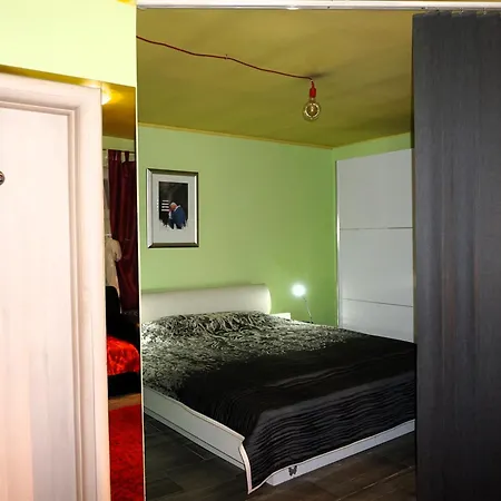Appartement 150m From The Beach Pirovac
